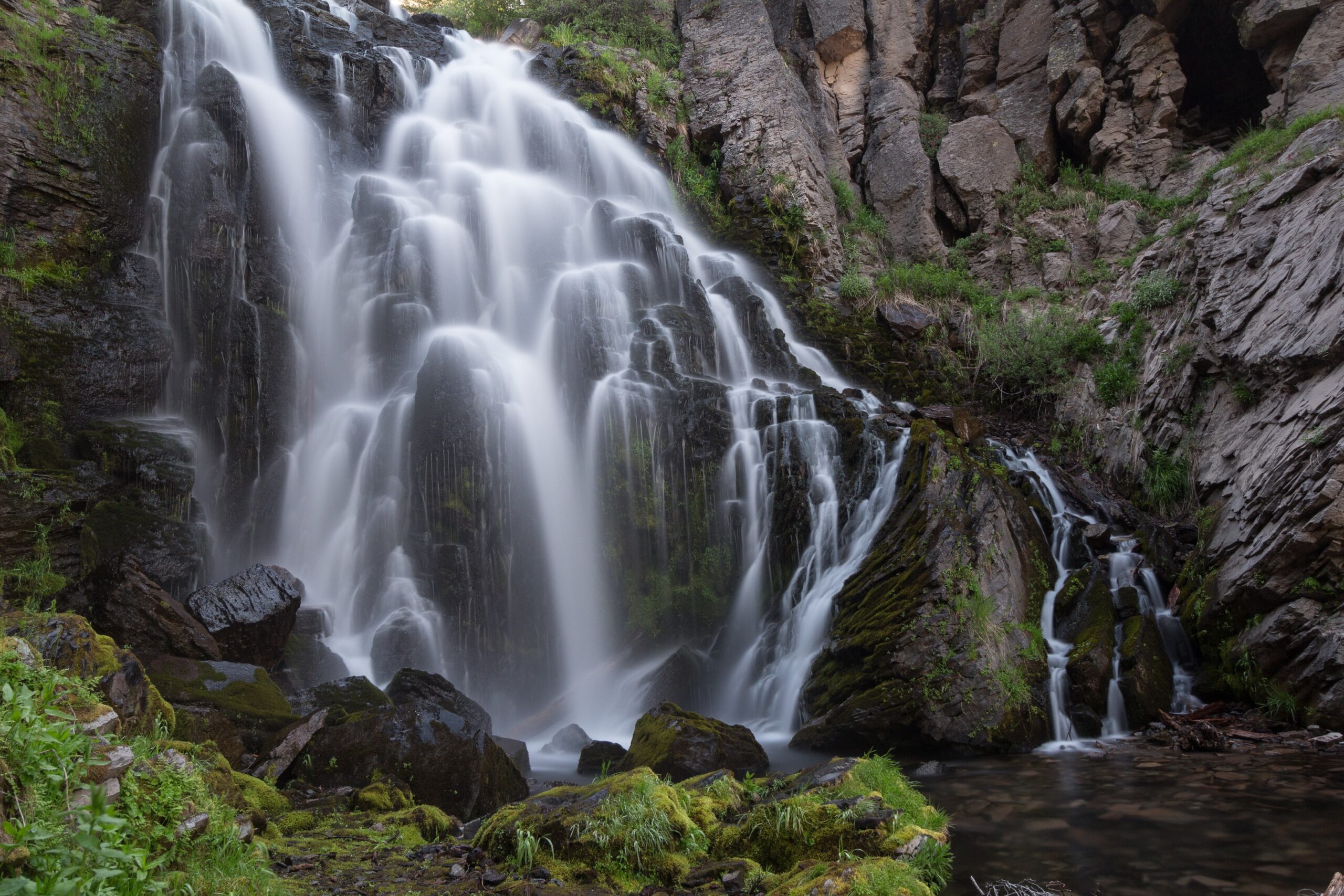 25 Can't-Miss Waterfalls in California