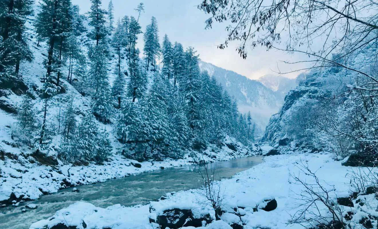 Top 15 Snowfall Places to Visit in Pakistan's Northern Area