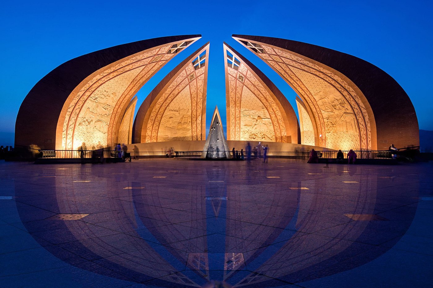 Pakistan Monument and Museum